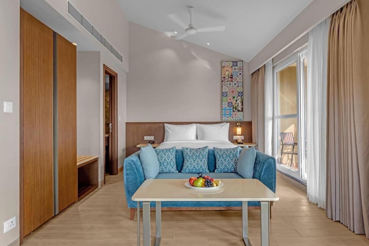 Fairfield By Marriott Goa Calangute Hotel Exterior photo